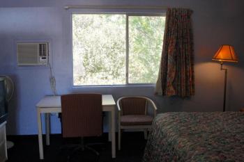 Homestead Motel Image 14