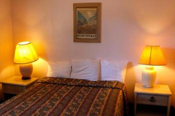 Homestead Motel Image 20